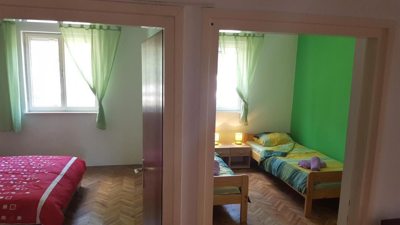 Apartman Ema 4+2 Koromacno Exterior photo